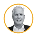 Portretfoto van Wilfred van Kampen, AI Trainer & Consultant bij TwoFeetUp